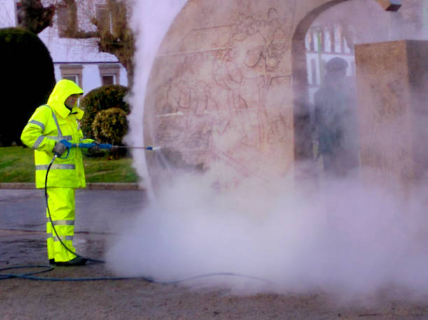 Best Commercial Building Pressure Washing  in Bayside, WI